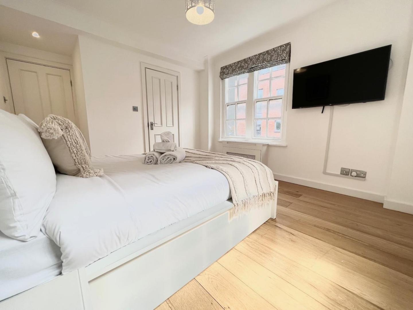 3 Bed Apartment- Londres